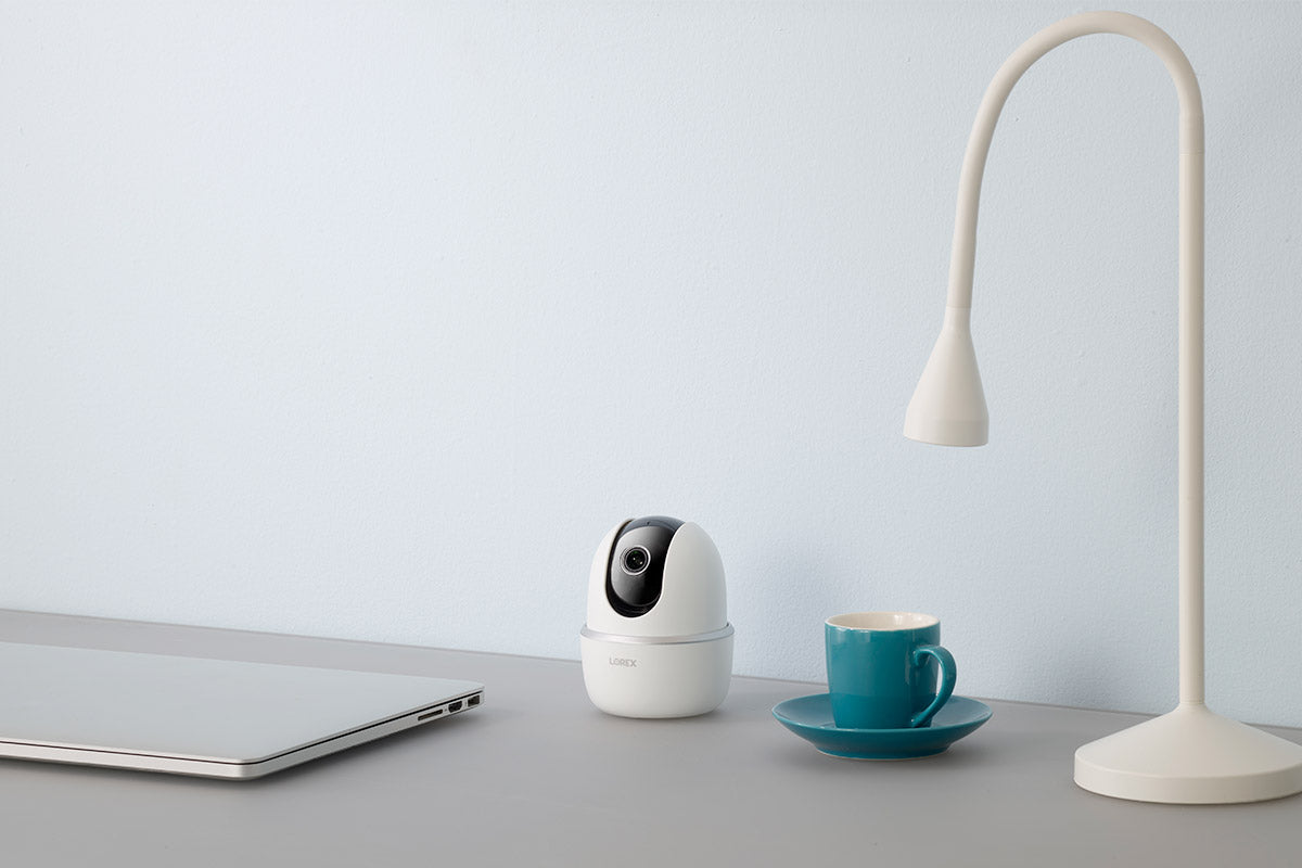 Lorex 2K Pan-Tilt Indoor Wi-Fi Security Camera
