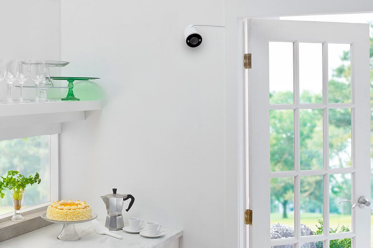 2K Spotlight Indoor/Outdoor Wi-Fi Security Camera