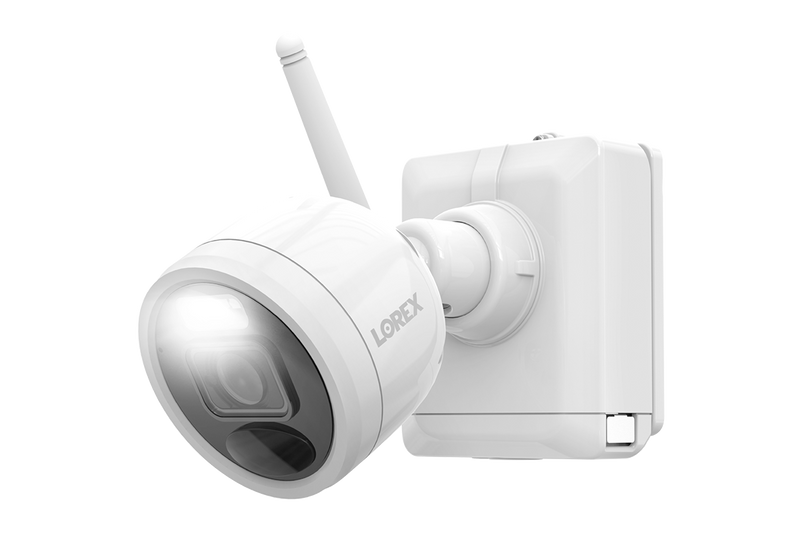 Lorex 2K Spotlight Outdoor Battery Security Camera