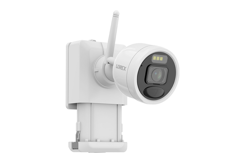 Lorex 2K Spotlight Outdoor Battery Security Camera