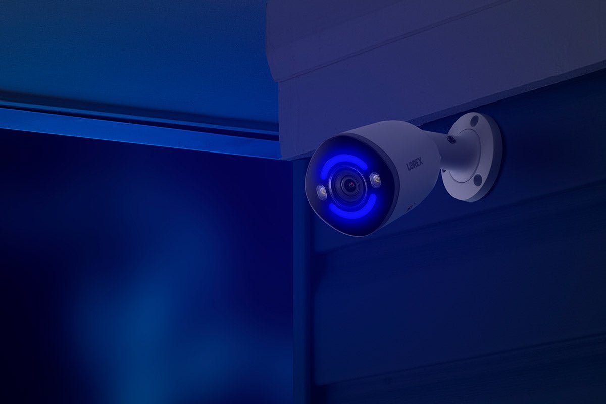 Lorex 4K Smart Security Lighting Deterrence Bullet AI PoE IP Wired Camera - E895AB